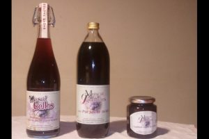 Nos produits avec le muscat : jus de raisin, confiture, pétillant sans alcool